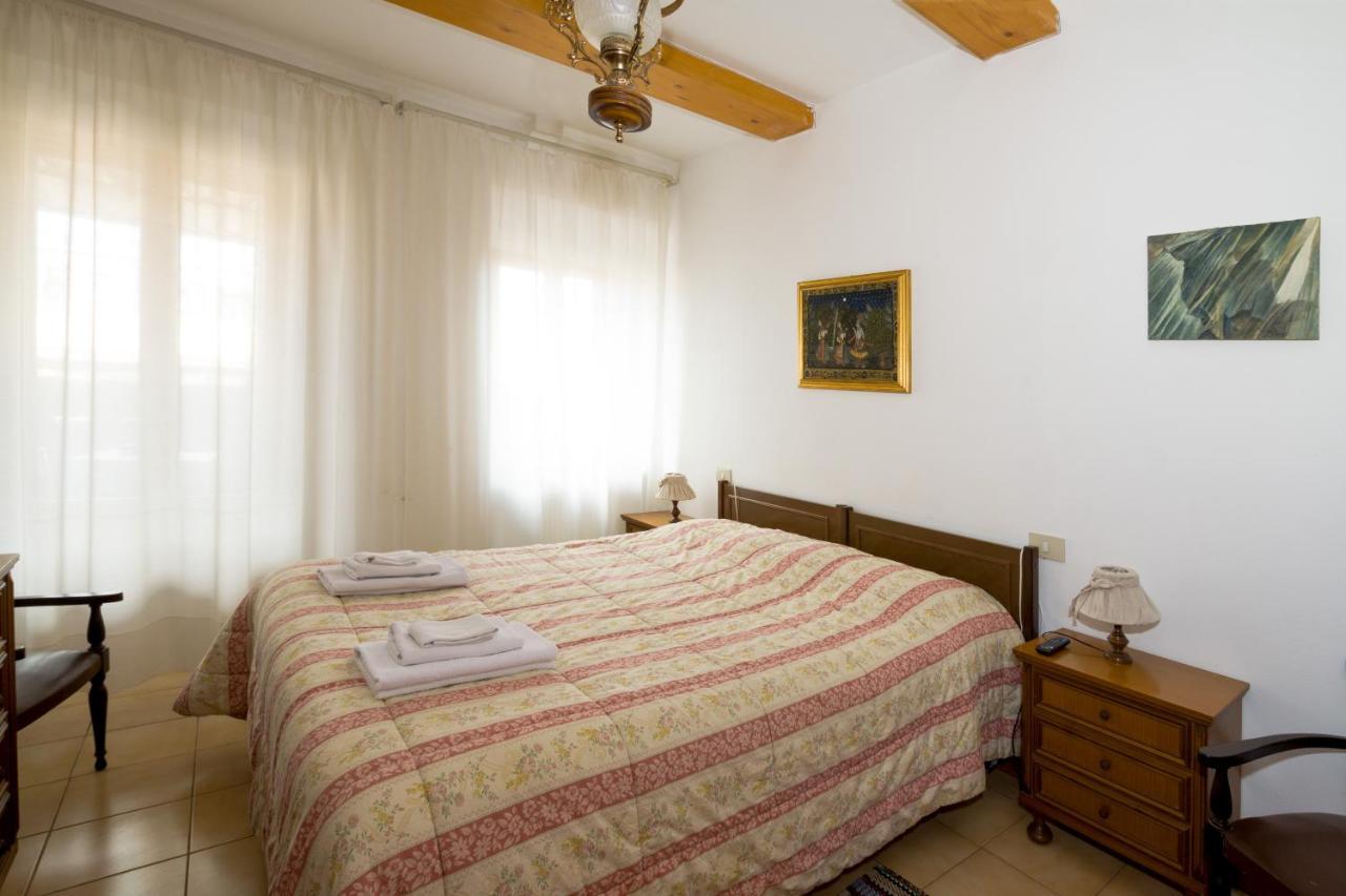 Cheap Apartment In The Old Village コッレ・ヴァル・デルザ エクステリア 写真