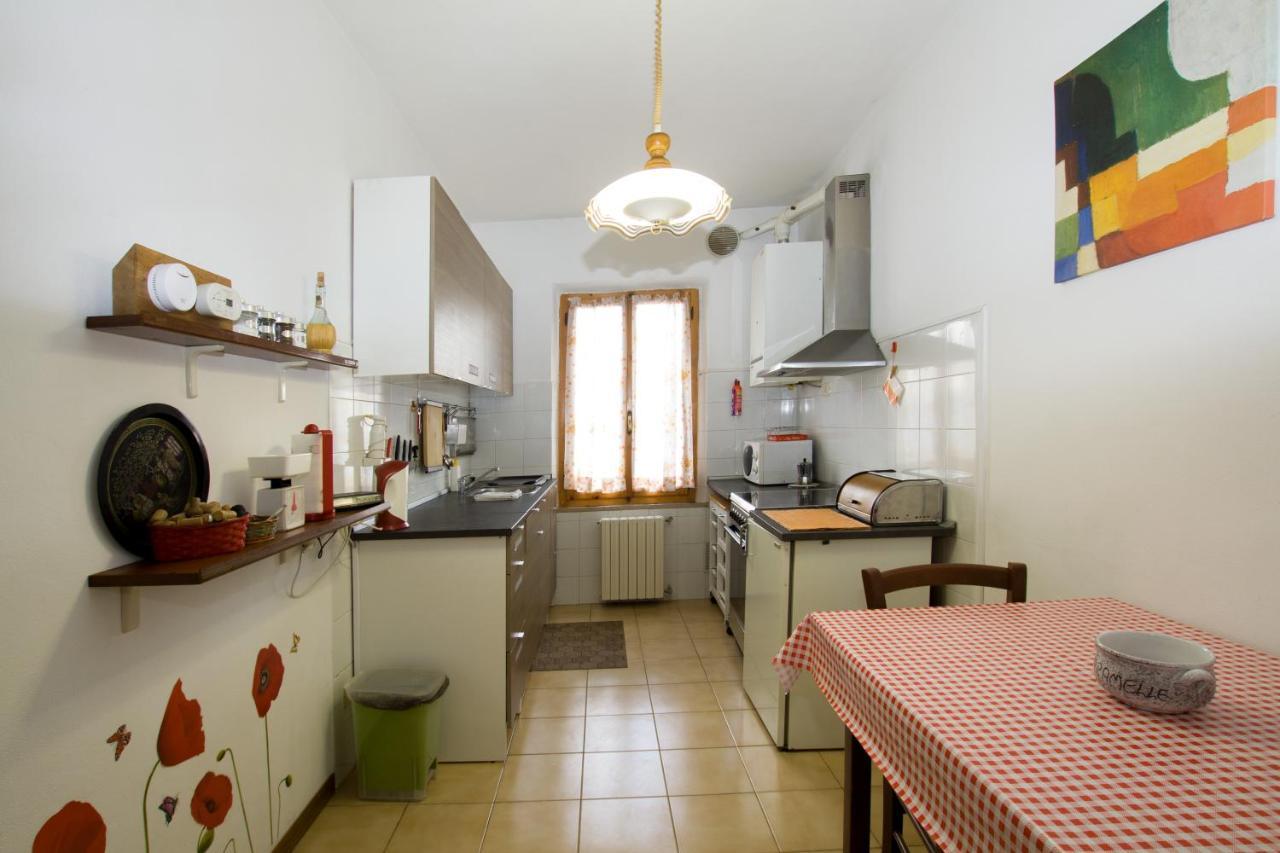 Cheap Apartment In The Old Village コッレ・ヴァル・デルザ エクステリア 写真