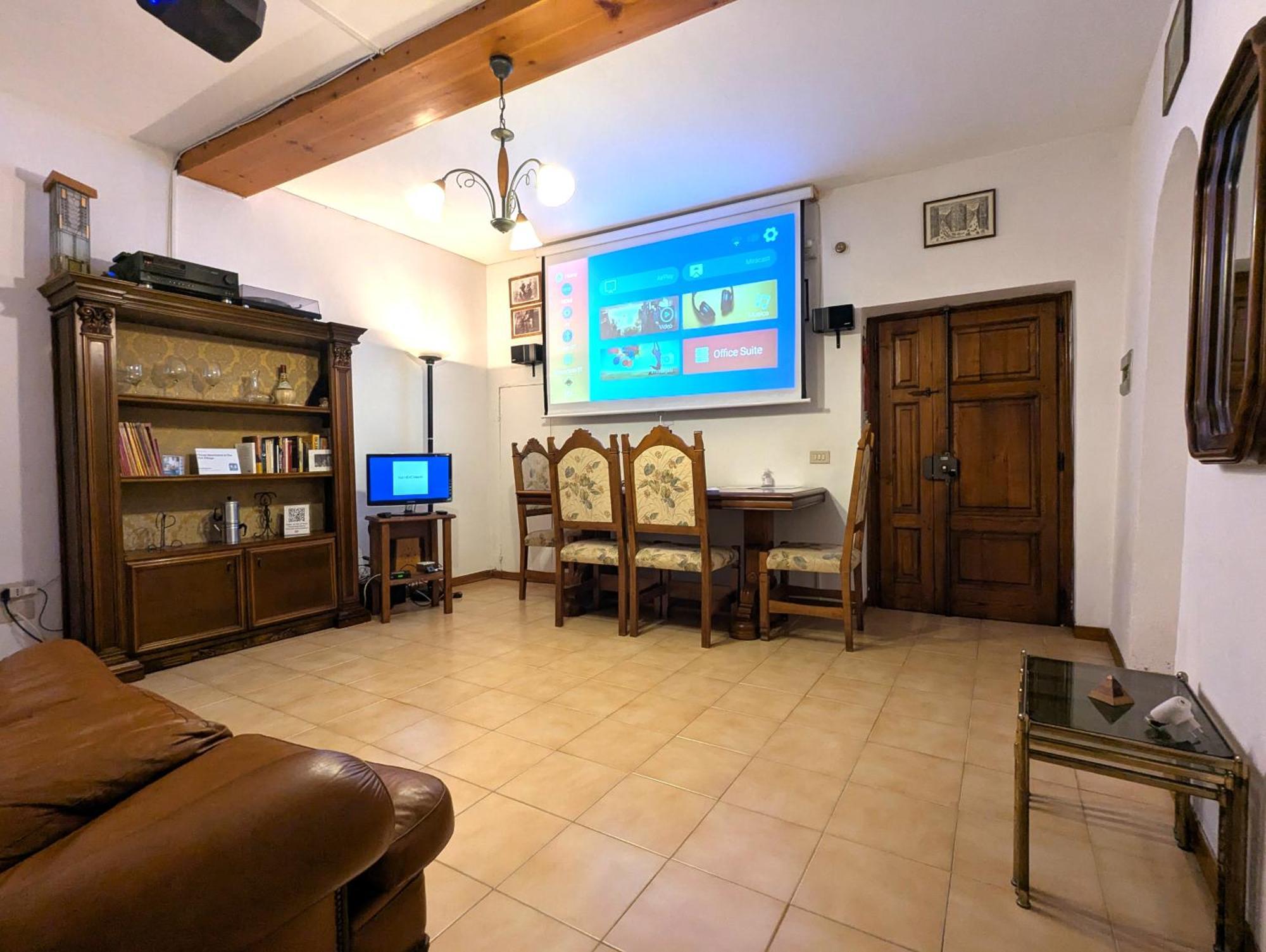 Cheap Apartment In The Old Village コッレ・ヴァル・デルザ エクステリア 写真