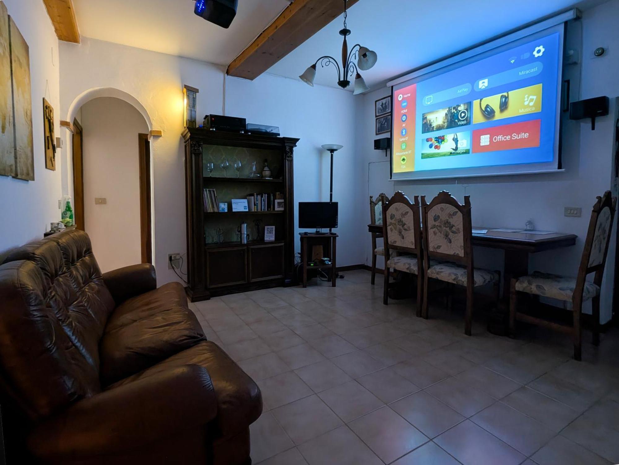 Cheap Apartment In The Old Village コッレ・ヴァル・デルザ エクステリア 写真