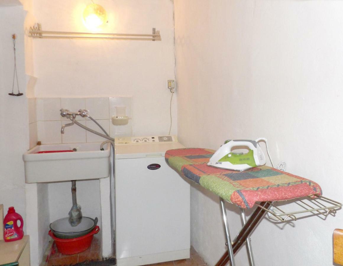 Cheap Apartment In The Old Village コッレ・ヴァル・デルザ エクステリア 写真