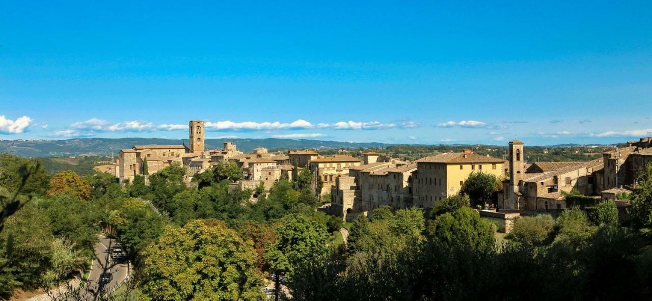 Cheap Apartment In The Old Village コッレ・ヴァル・デルザ エクステリア 写真